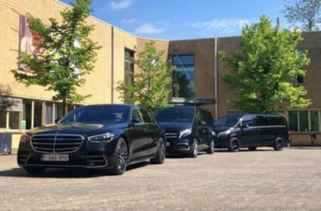 Y-Drive Chauffeured Services bv