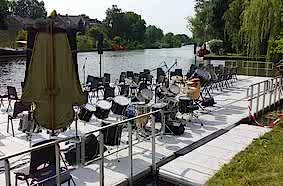 EasyFloat Verhuur bv